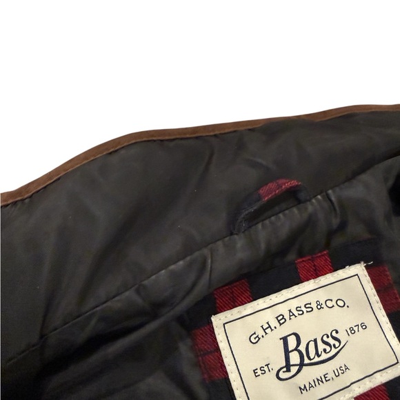 🩵5/$25🩵 G.H. Bass & Co. Black Quilted Vest - Picture 9 of 11